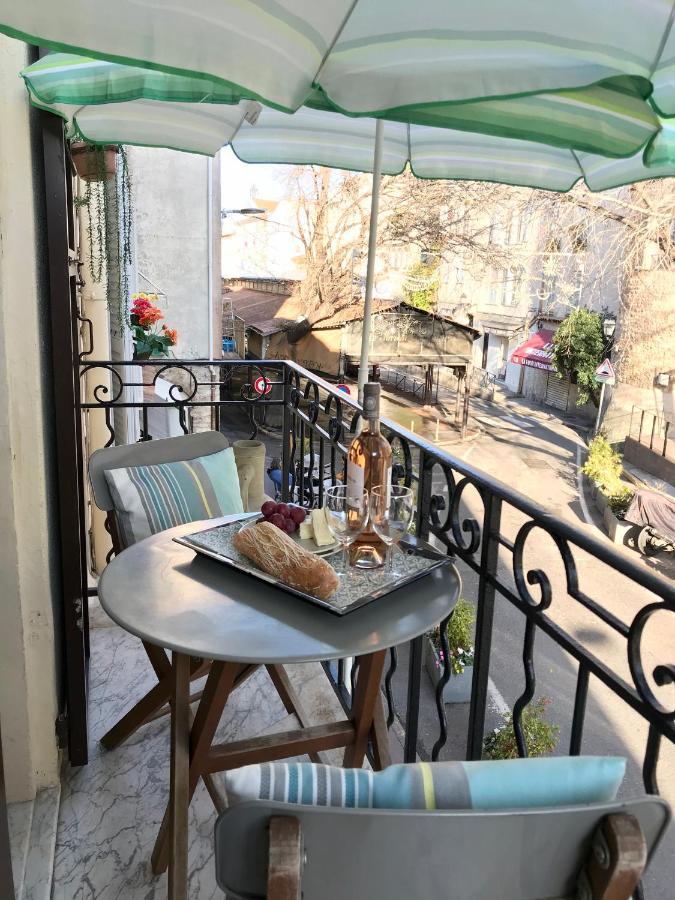 Market Антиб Екстериор снимка